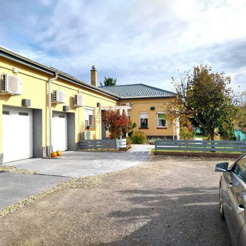 Eladó téglalakás, Nyíregyházán 139.9 M Ft, 3+1 szobás