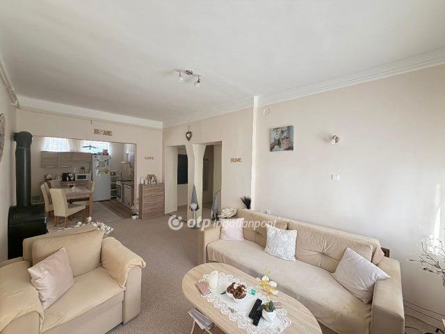 Eladó családi ház, Demjénben 44.9 M Ft, 3+1 szobás