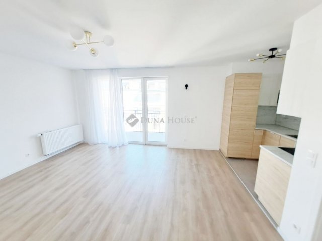 Eladó téglalakás, Budapesten, XIII. kerületben, Szabolcs utcában