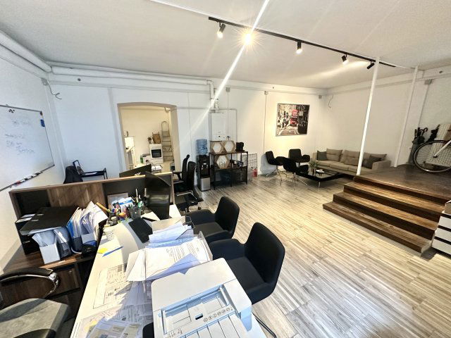 Eladó üzlethelyiség, Budapesten, VI. kerületben 44.5 M Ft