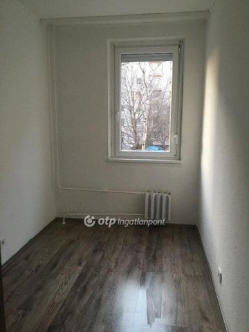 Eladó panellakás, Budapesten, XXI. kerületben 55 M Ft, 1+2 szobás