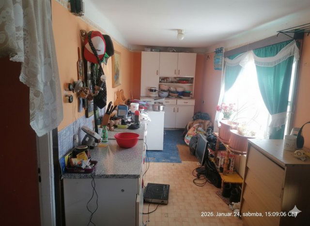 Eladó családi ház, Csorváson 5.5 M Ft, 2 szobás