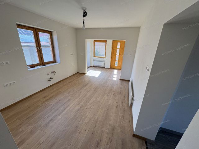 Eladó családi ház, Gyulán 47.5 M Ft, 2 szobás