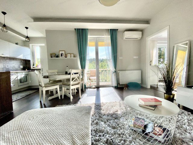 Eladó téglalakás, Budapesten, II. kerületben 125 M Ft, 2 szobás