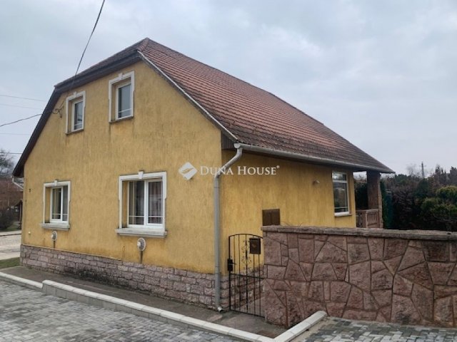 Eladó családi ház, Tardoson 69.5 M Ft, 2 szobás