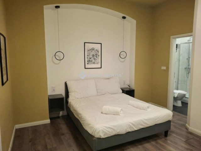 Eladó téglalakás, Budapesten, VII. kerületben 58.9 M Ft