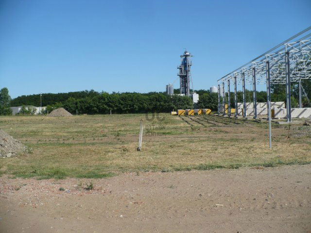 Eladó ipari ingatlan, Hajdúsámsonon 203.2 M Ft