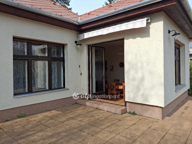 Eladó családi ház, Budapesten, II. kerületben 335 M Ft