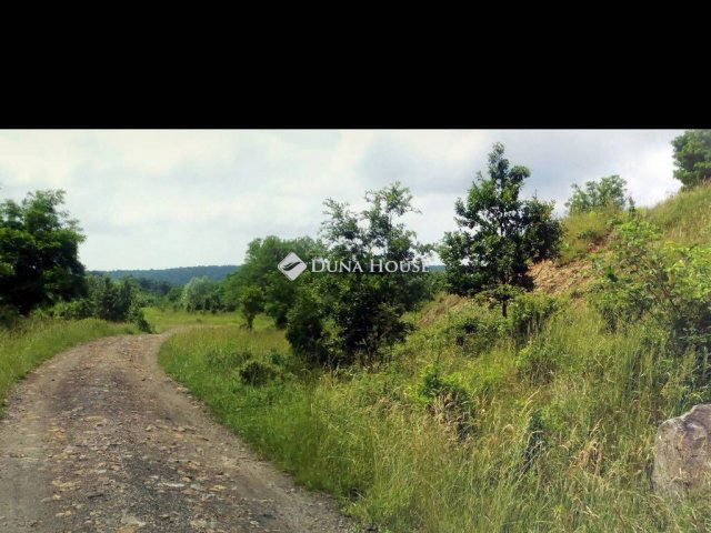 Eladó telek, Komlón 75 M Ft / költözzbe.hu