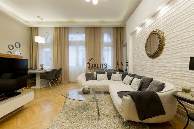 Kiadó téglalakás, albérlet, V. kerületben, Haris közben