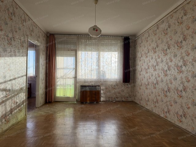 Eladó téglalakás, Törökszentmiklóson 25.5 M Ft, 1+1 szobás