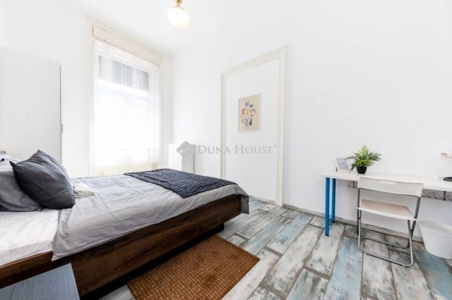 Eladó téglalakás, Budapesten, VII. kerületben 52 M Ft, 1 szobás