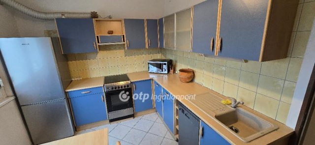 Kiadó panellakás, albérlet, Debrecenben 199 E Ft / hó