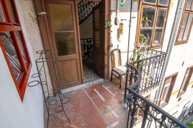 Eladó téglalakás, Budapesten, VI. kerületben 93.5 M Ft, 3 szobás