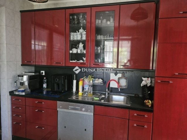 Eladó családi ház, Budapesten, XVI. kerületben 440 M Ft