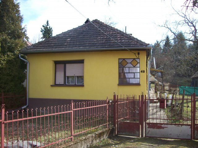 Eladó családi ház, Regécen 27.9 M Ft, 2 szobás