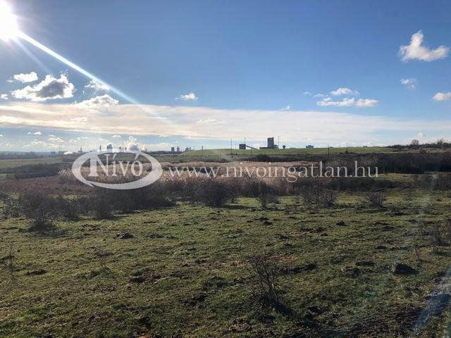 Eladó telek, Pétfürdőn 8.9 M Ft / költözzbe.hu