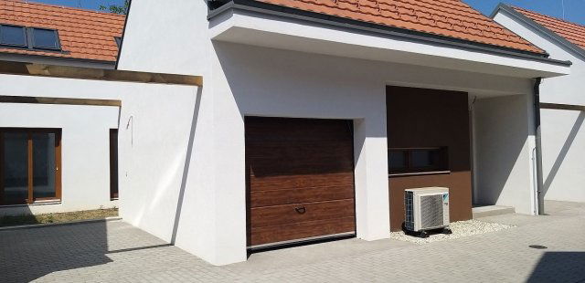 Eladó téglalakás, Sopronban 122.9 M Ft, 5 szobás