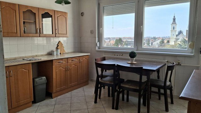 Eladó téglalakás, Gyöngyösön, Búza utcában 32.5 M Ft