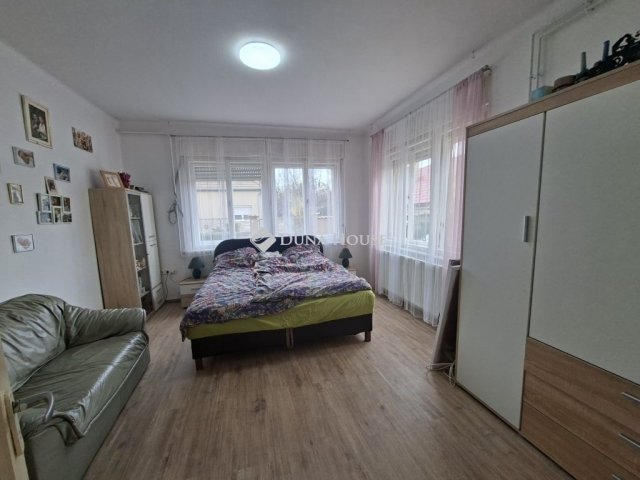 Eladó családi ház, Fóton 120 M Ft, 7 szobás