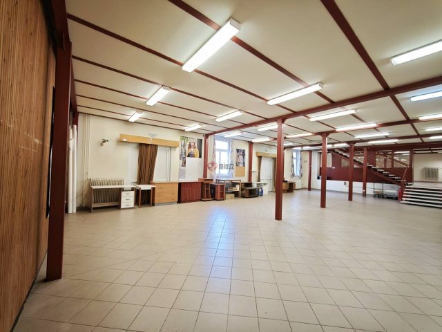 Eladó ipari ingatlan, Szegeden 495 M Ft / költözzbe.hu