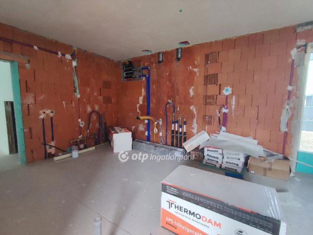 Eladó családi ház, Szegeden 246.85 M Ft, 5 szobás