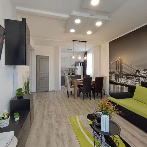 Eladó panellakás, Nagykanizsán 33.9 M Ft, 2 szobás