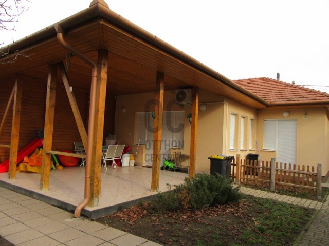 Eladó családi ház, Érden 114.9 M Ft, 4 szobás