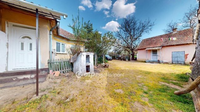 Eladó családi ház, Apagyon 22.5 M Ft, 2+1 szobás