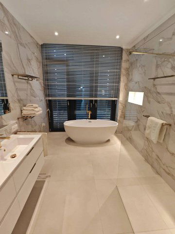 Eladó családi ház, Cserszegtomajon 500.115 M Ft, 9 szobás