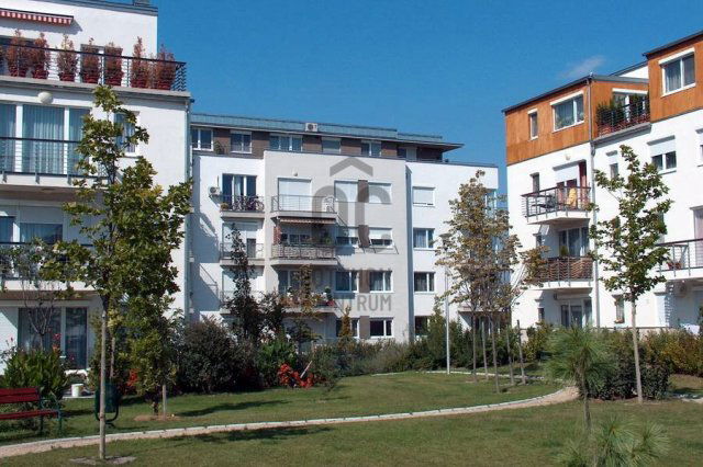 Eladó téglalakás, Budapesten, XIV. kerületben 130 M Ft, 3 szobás