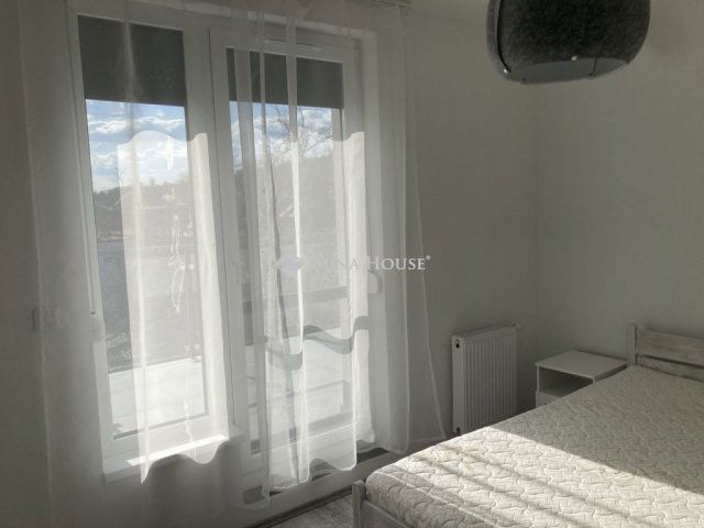 Eladó téglalakás, Pécsett 77.625 M Ft, 3 szobás