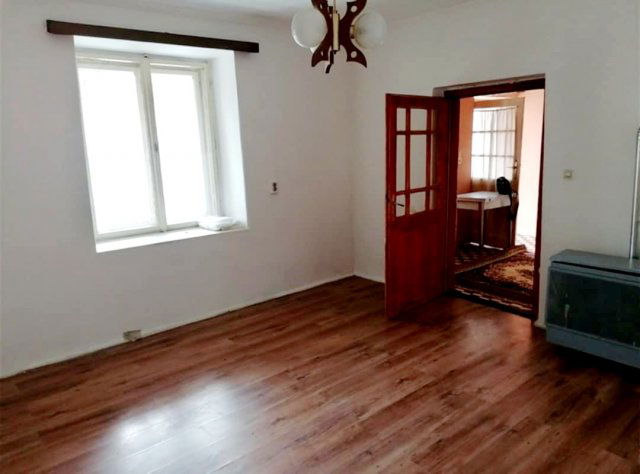 Eladó családi ház, Demecseren 13.5 M Ft, 4 szobás