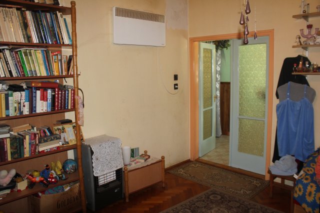 Eladó családi ház, Fertődön 94.999 M Ft, 5 szobás
