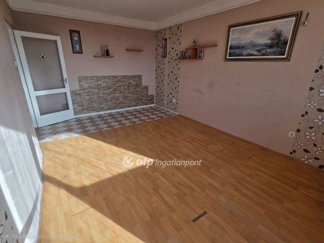 Eladó panellakás, Miskolcon 27.9 M Ft, 1+1 szobás