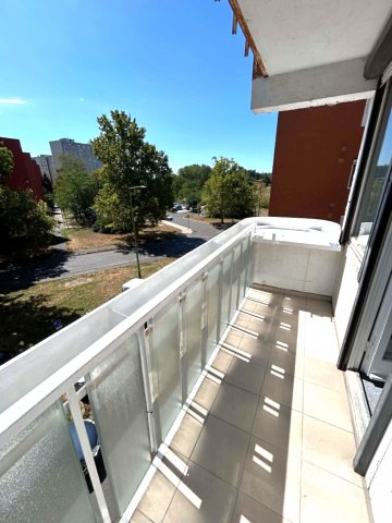 Eladó téglalakás, Szombathelyen, Váci Mihály utcában 36.9 M Ft
