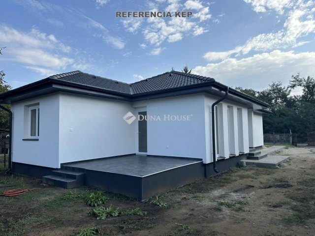 Eladó családi ház, Nyíregyházán 65.9 M Ft, 4 szobás