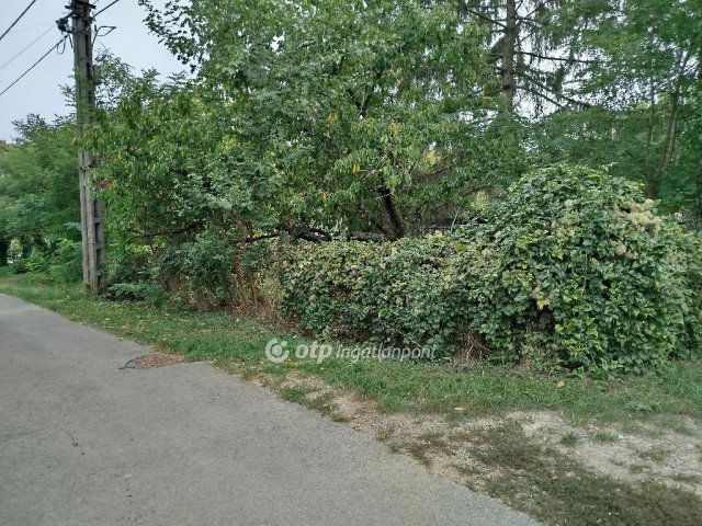 Eladó telek, Pécsett 9.9 M Ft / költözzbe.hu