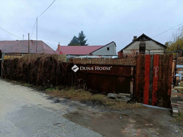 Eladó telek, Nagykőrösön 4.5 M Ft / költözzbe.hu
