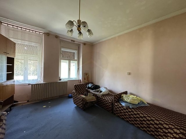 Eladó családi ház, Isaszegen 45 M Ft, 4 szobás