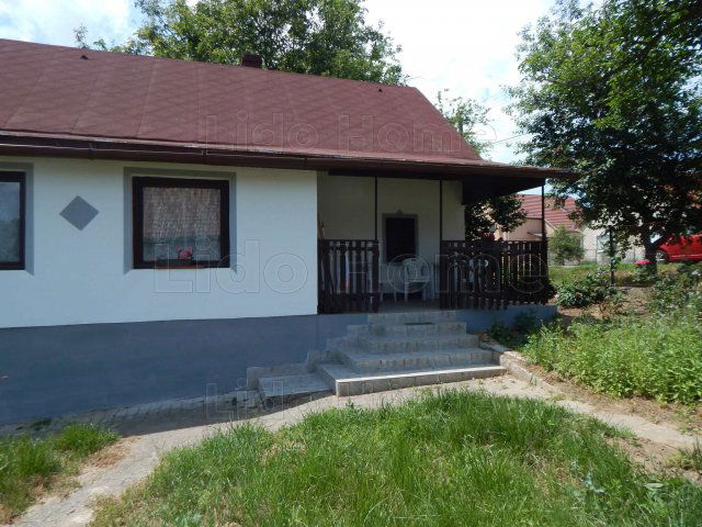 Kiadó családi ház, albérlet, Kerekin 300 E Ft / hó, 1 szobás