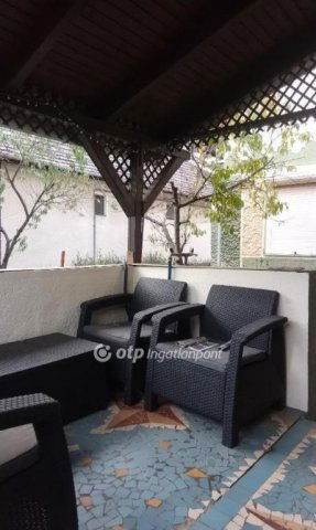 Eladó családi ház, Berettyóújfaluban 88 M Ft, 6 szobás