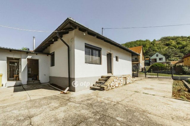 Eladó családi ház, Miskolcon 69 M Ft, 2 szobás