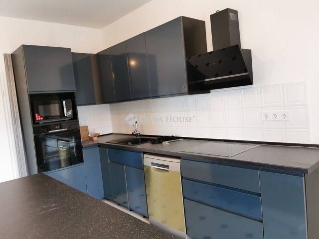 Kiadó téglalakás, albérlet, Budakeszin 539 E Ft / hó, 5 szobás
