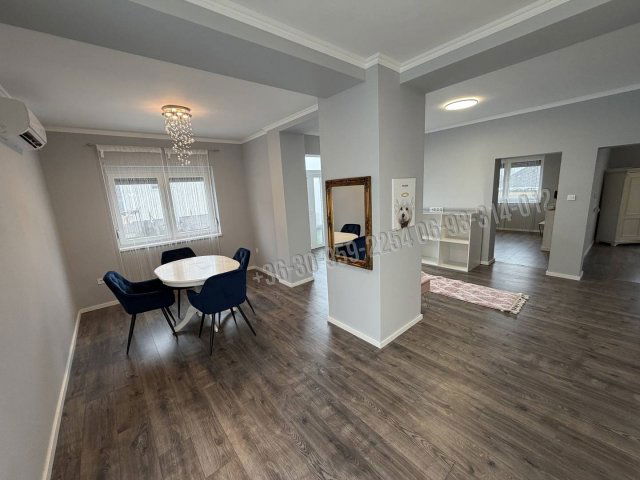 Eladó családi ház, Surdon 36 M Ft, 2 szobás