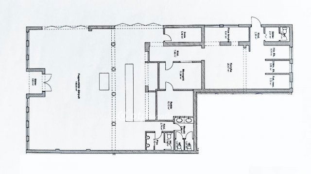 Kiadó üzlethelyiség, Balatonföldváron 500 E Ft / hó