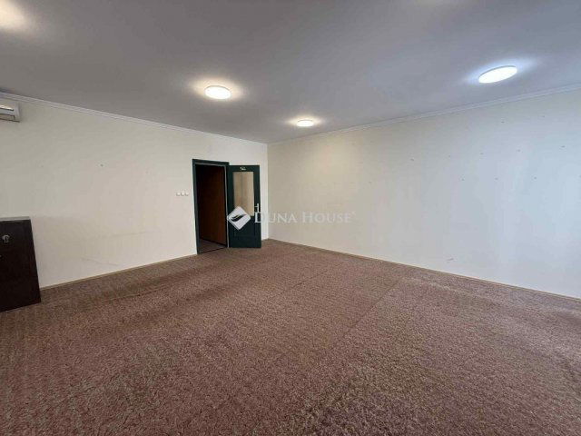 Kiadó iroda, Kecskeméten 140 E Ft / hó / költözzbe.hu