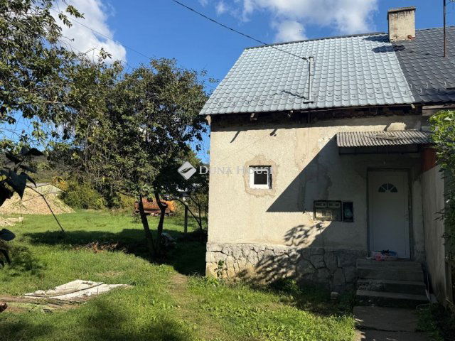 Eladó családi ház, Tarjánon 10.9 M Ft, 1 szobás
