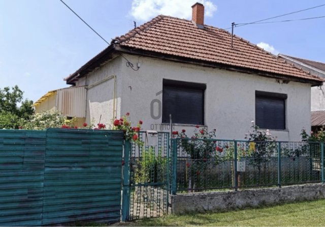 Eladó családi ház, Pásztón 25 M Ft, 3 szobás