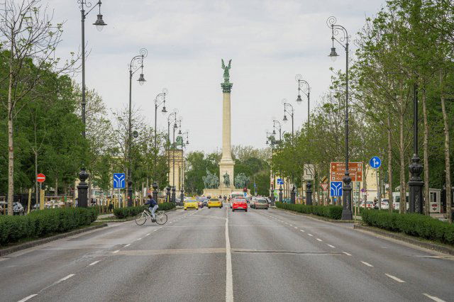 Kiadó téglalakás, albérlet, Budapesten, VI. kerületben